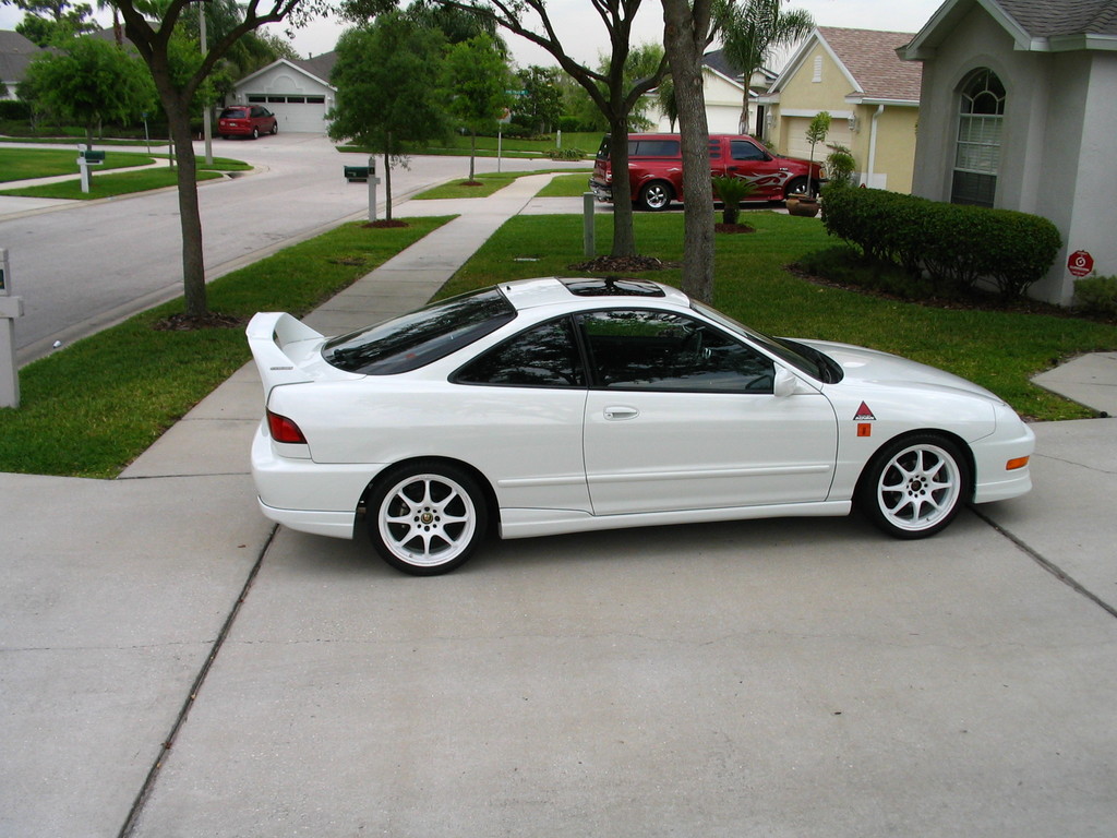 Acura Integra Type-R: 8 фото