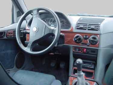 Alfa Romeo 145: 8 фото