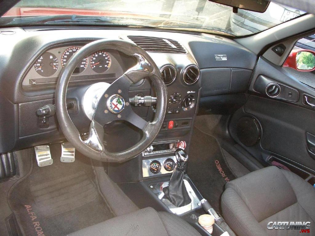 Alfa Romeo 145: 9 фото