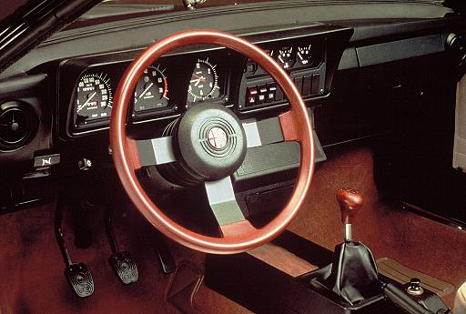 Alfa Romeo Alfetta: 9 фото