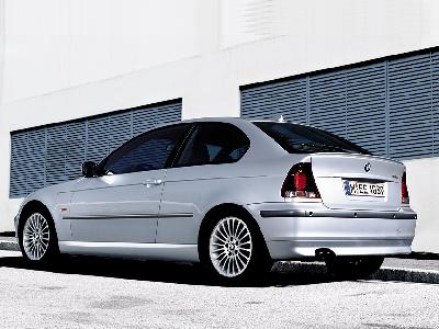 BMW 318ti: 3 фото