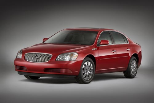 Buick Lucerne: 5 фото