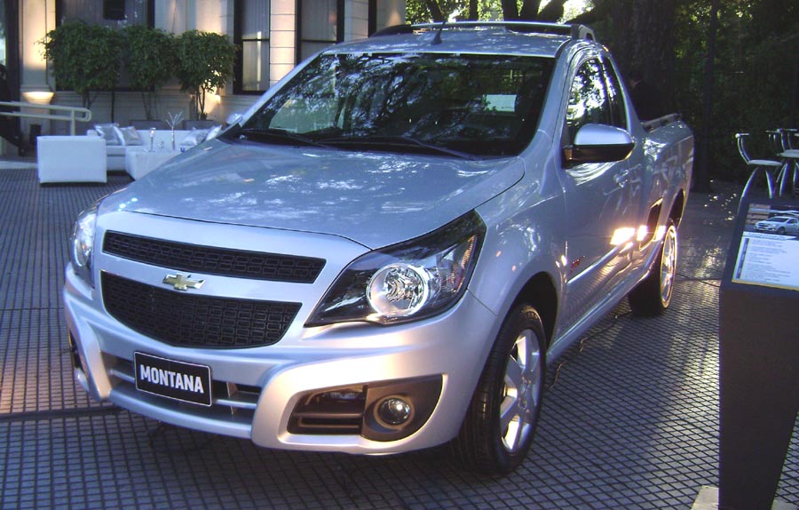 Chevrolet Montana: 9 фото