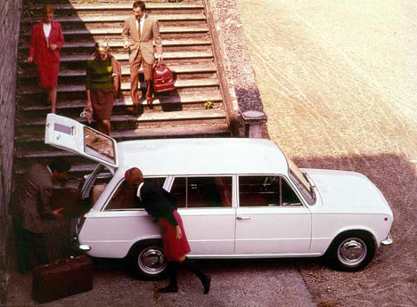 Fiat 124 Familiare: 7 фото