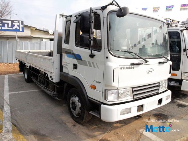 Hyundai Mega Truck