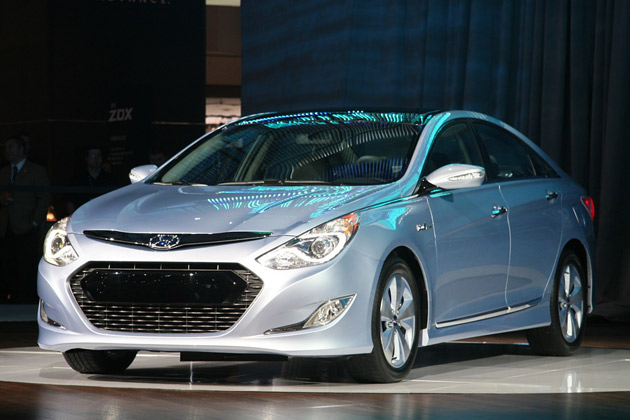 Hyundai Sonata Hybrid: 9 фото