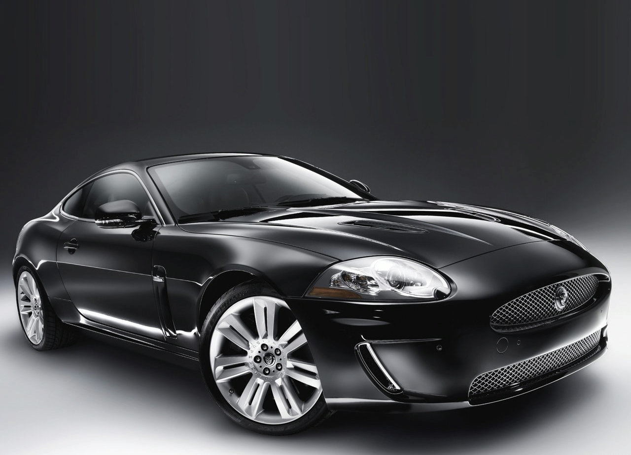 Jaguar XK: 2 фото