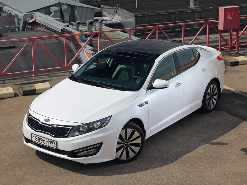 Kia Optima: 12 фото