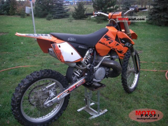 KTM 250: 3 фото