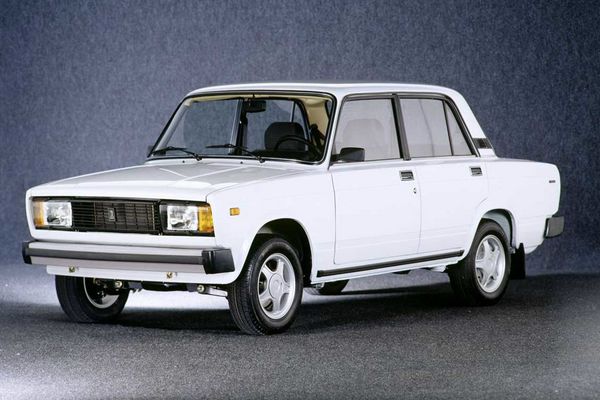 Lada Nova: 7 фото