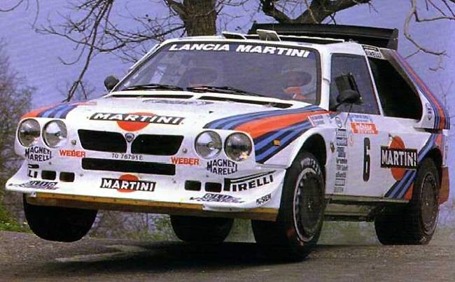 Lancia Delta S4: 9 фото