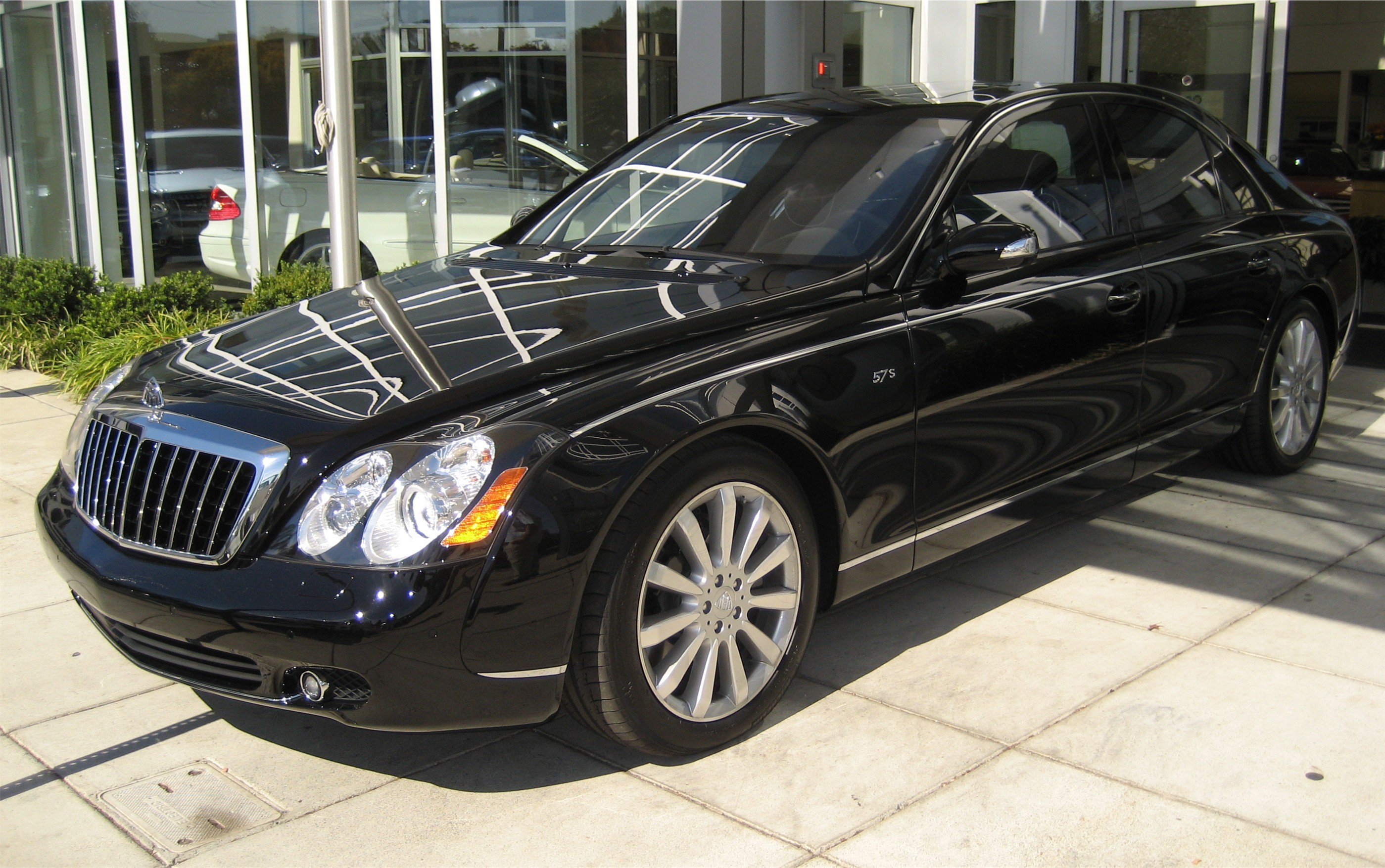 Maybach 57: 2 фото