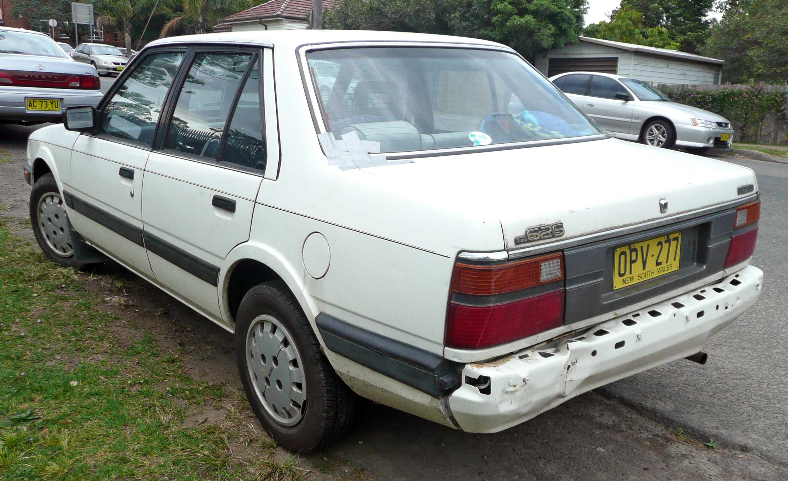 Mazda 626: 5 фото