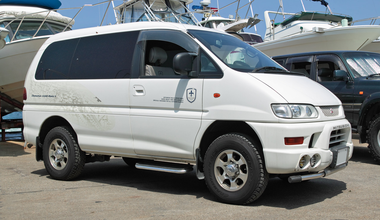 Mitsubishi Delica Space Gear