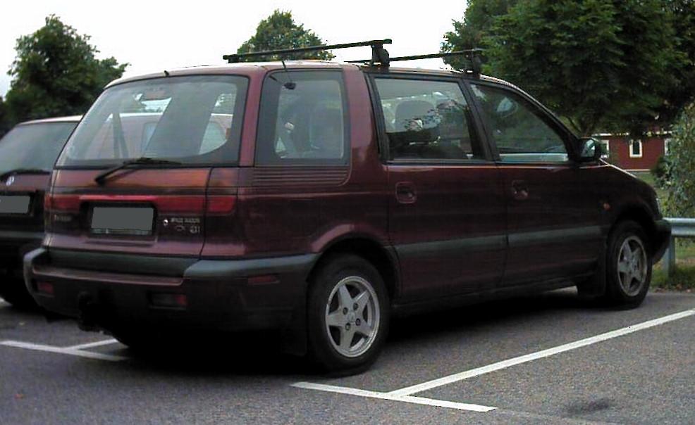 Mitsubishi Wagon - 986 x 604, 01 из 13