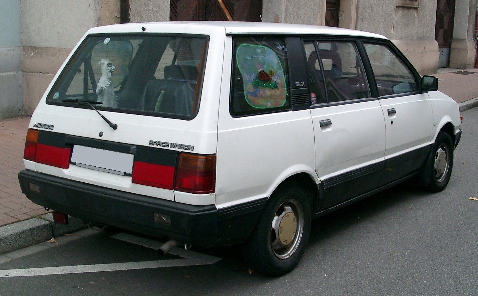 Mitsubishi Wagon - 1665 x 1032, 05 из 13
