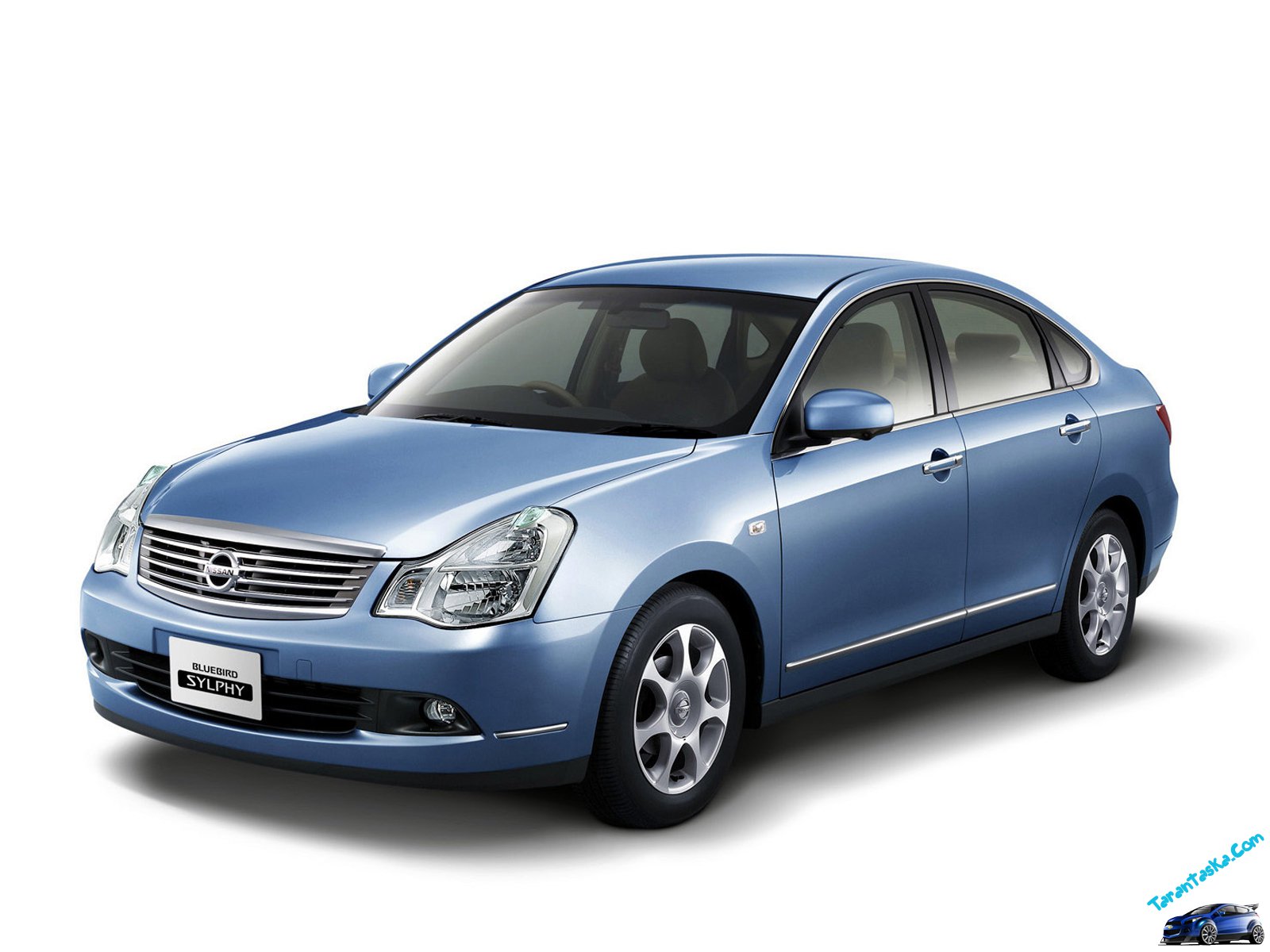 Nissan Bluebird Sylphy: 5 фото