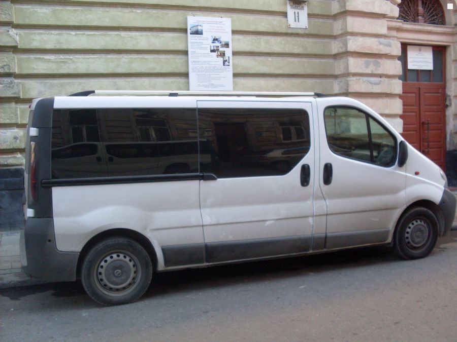 Nissan Primastar: 10 фото