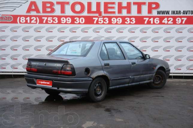 Renault 19 Europa: 10 фото