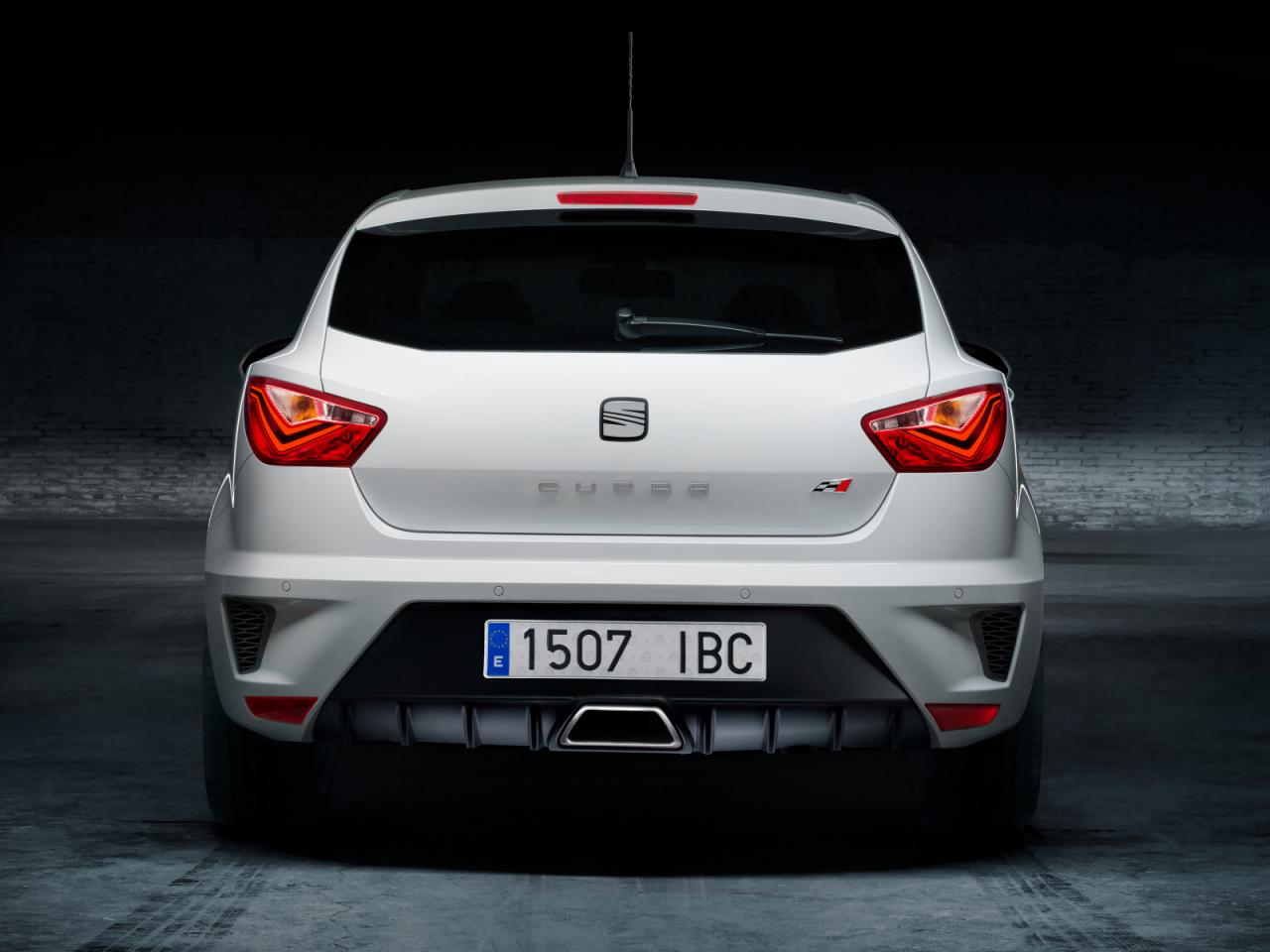 Seat Ibiza Cupra: 3 фото