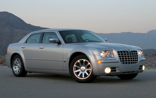 Chrysler: 2 фото