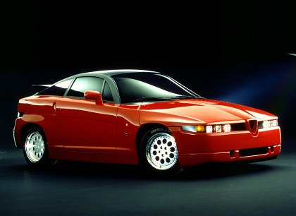 Alfa Romeo SZ/RZ: 9 фото