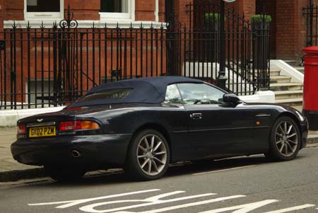 Aston Martin DB7 Volante: 10 фото