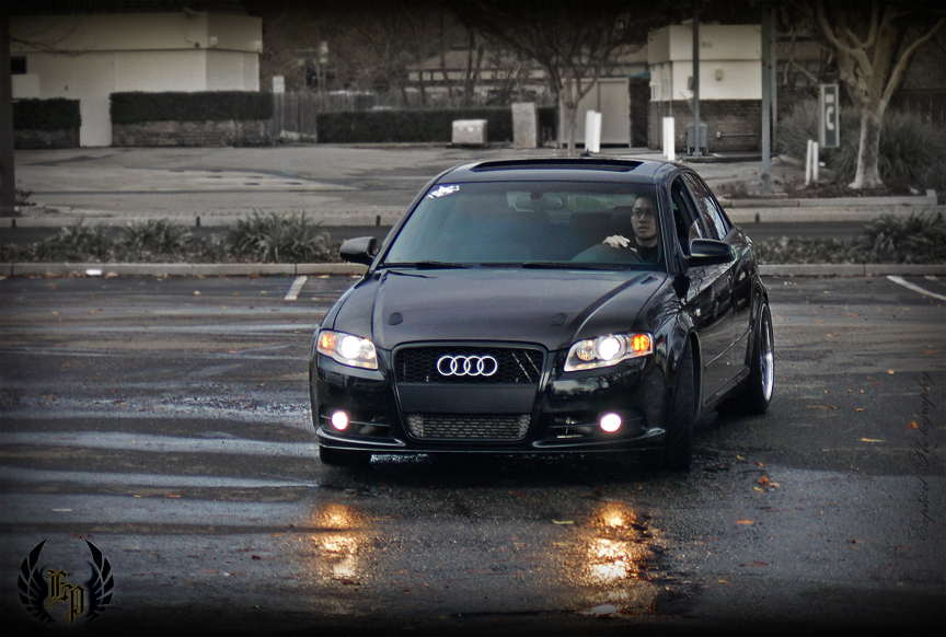 Audi S4 B7: 9 фото
