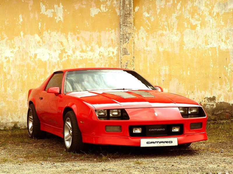 Chevrolet Camaro III: 4 фото