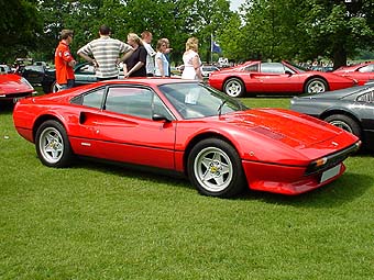 Ferrari 308: 13 фото