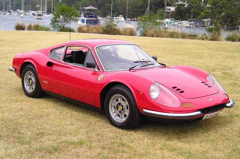 Ferrari Dino: 01 фото