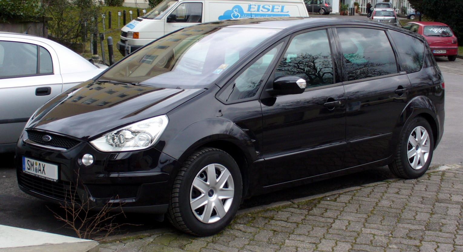 Ford S-Max: 09 фото