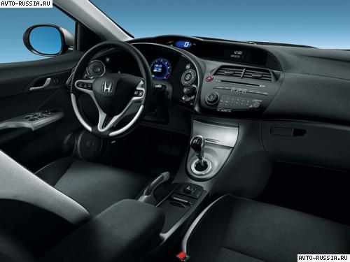 Honda Civic 5D: 3 фото