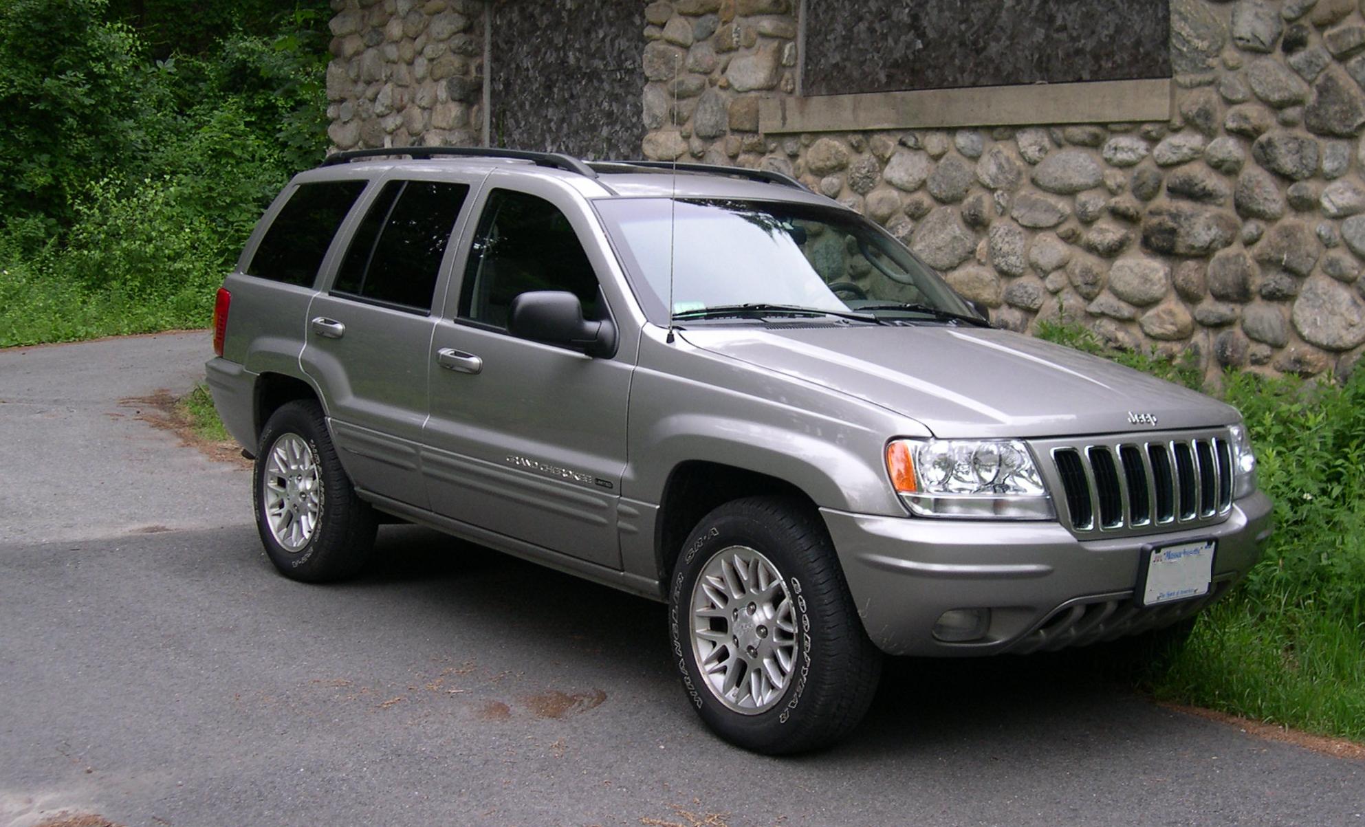 Jeep Grand Cherokee WJ: 2 фото