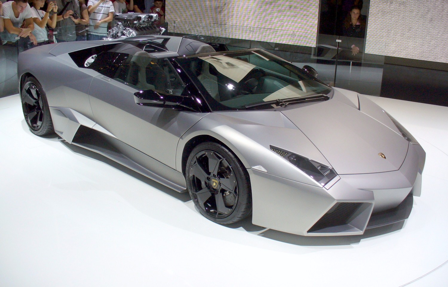 Lamborghini Reventon Roadster: 10 фото