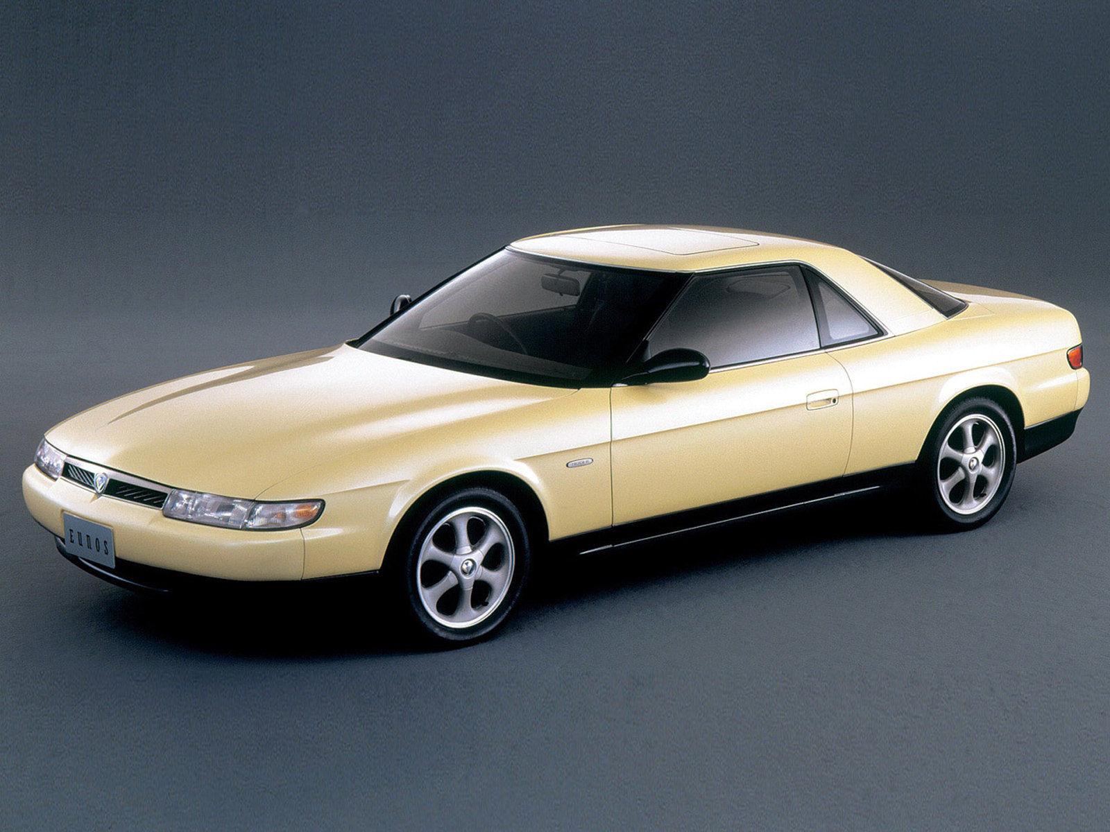 Mazda Eunos Cosmo: 8 фото