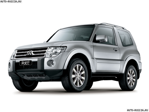 Mitsubishi Pajero IV 3D: 9 фото