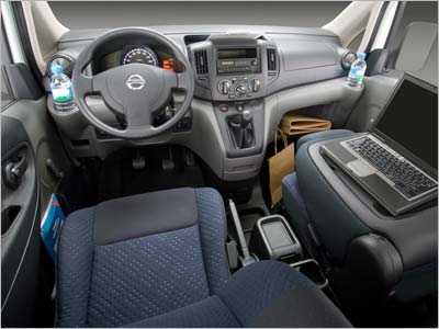 Nissan NV200: 3 фото