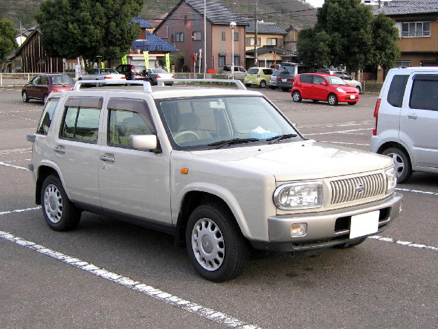 Nissan Rasheen: 2 фото