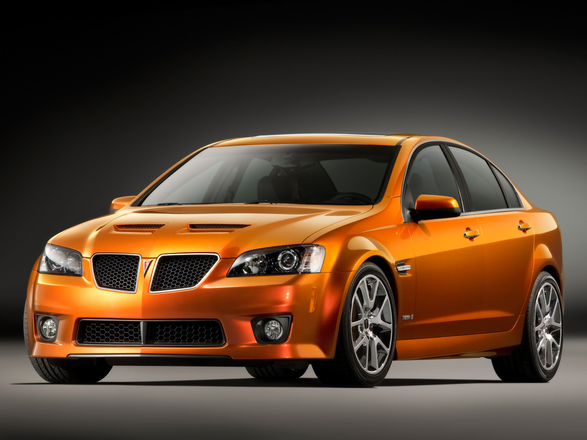 Pontiac G8: 4 фото