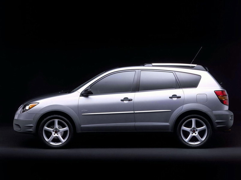 Pontiac Vibe: 11 фото