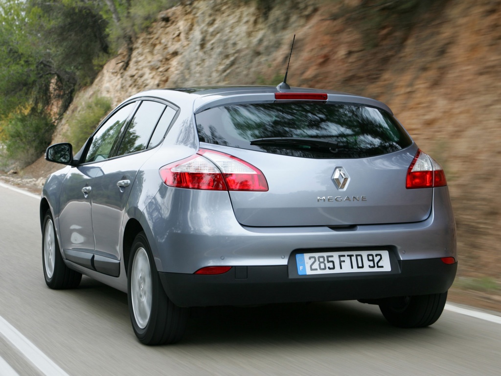 Renault Megane Hatchback: 03 фото