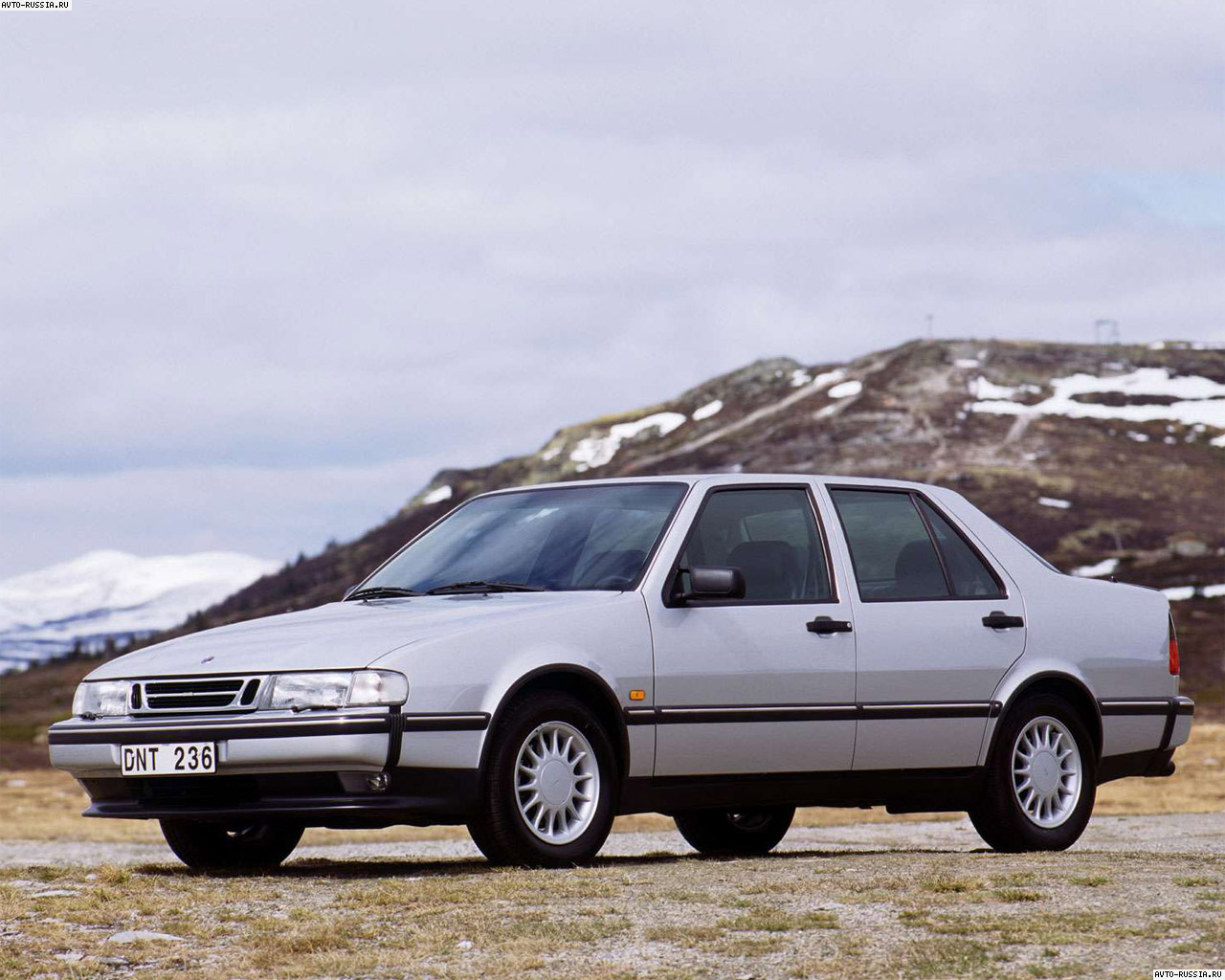 Saab 9000: 5 фото