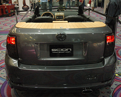 Scion xD: 8 фото