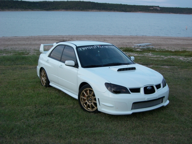 Subaru Impreza: 09 фото