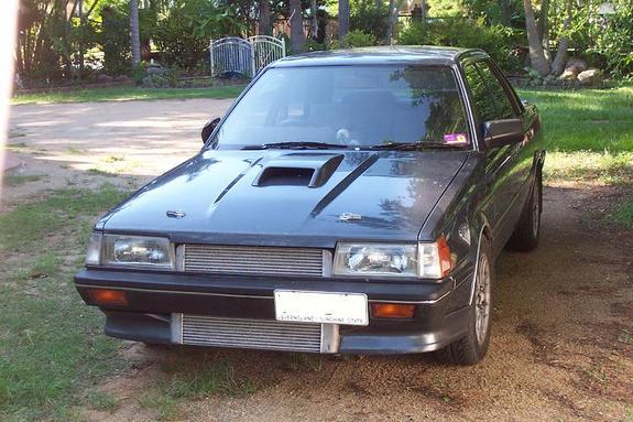 Subaru Leone: 10 фото