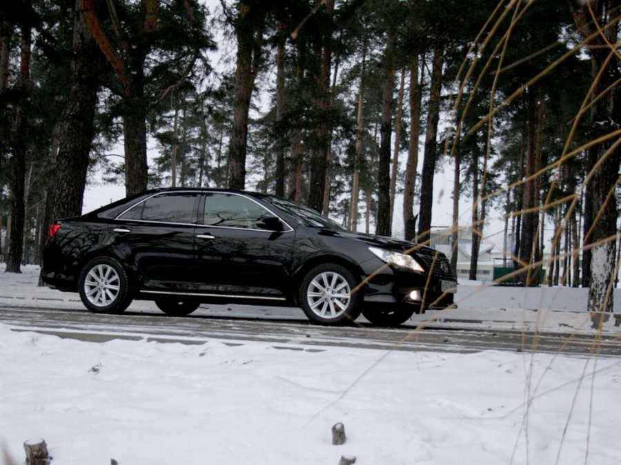 Toyota Camry v50: 8 фото