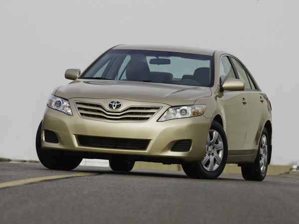 Toyota Camry: 11 фото