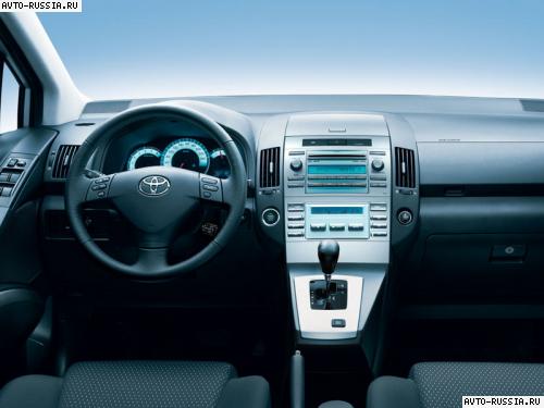 Toyota Corolla Verso: 03 фото