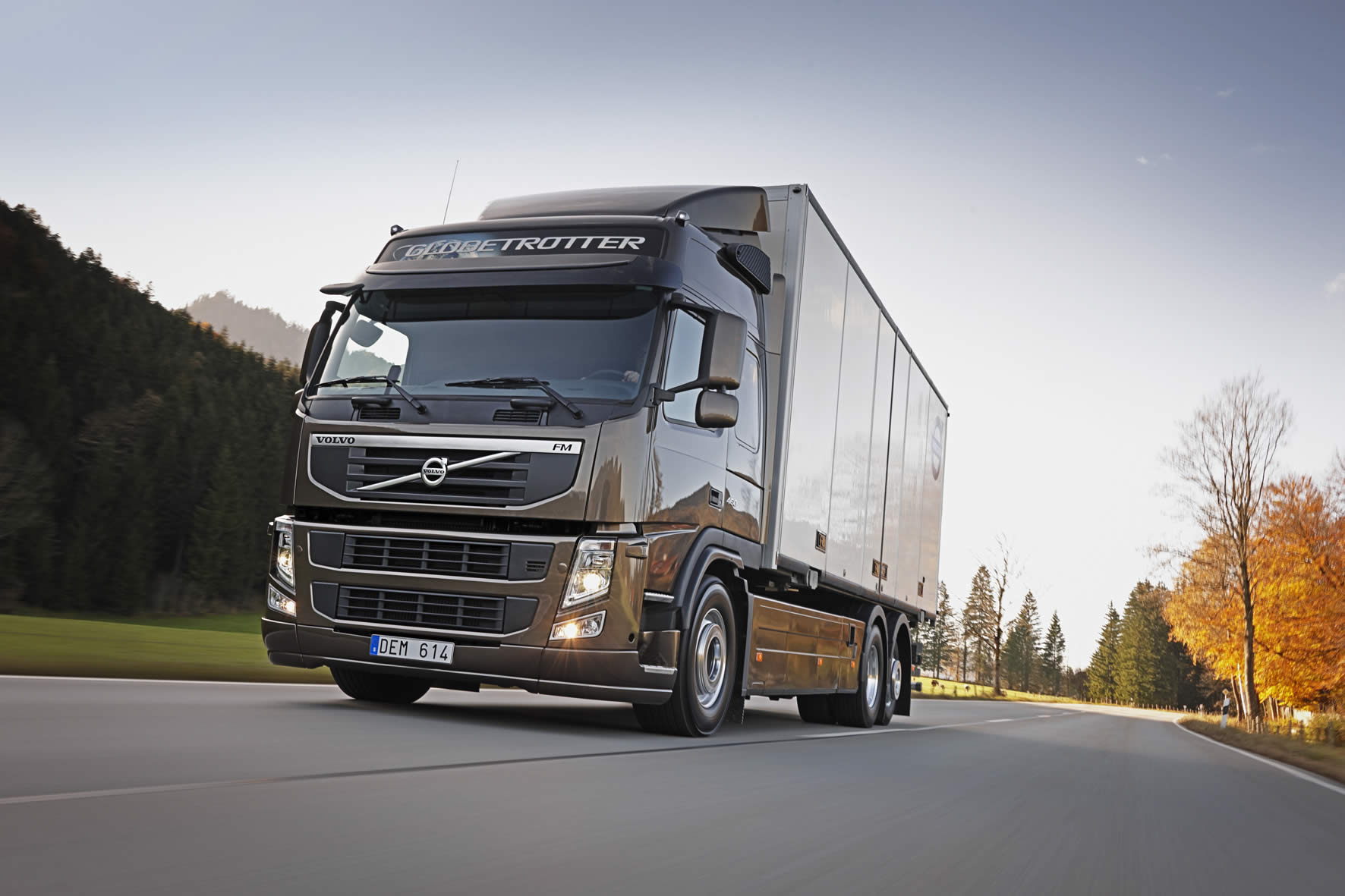 Volvo FM: 9 фото